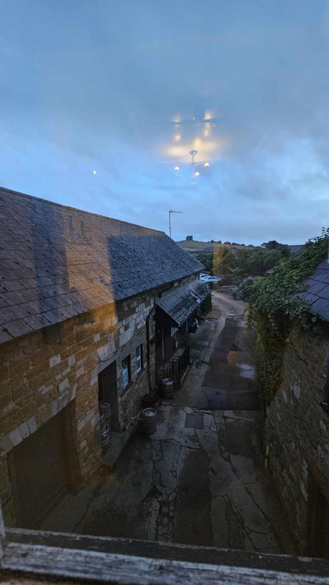 אבוטסבורי The Ilchester Arms Hotel מראה חיצוני תמונה