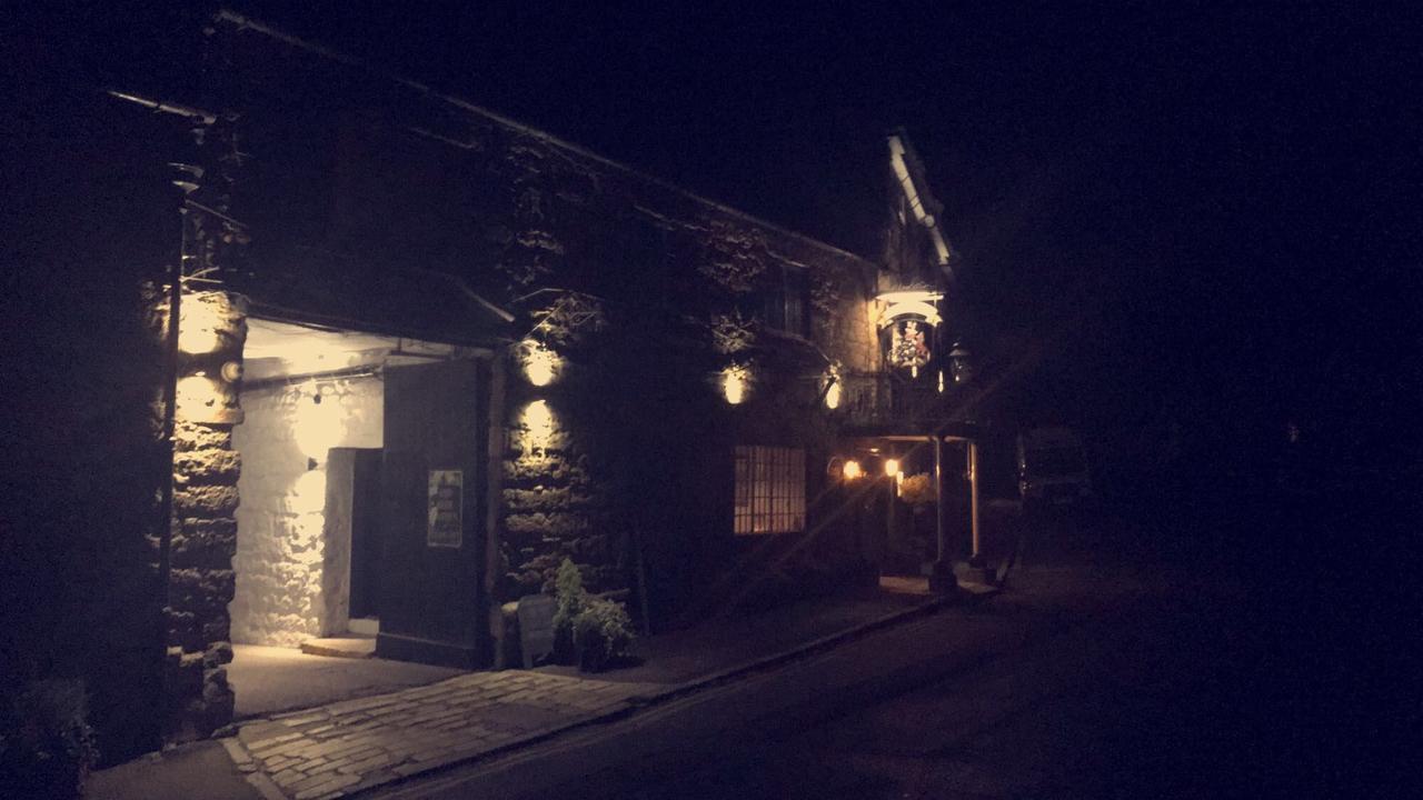 אבוטסבורי The Ilchester Arms Hotel מראה חיצוני תמונה