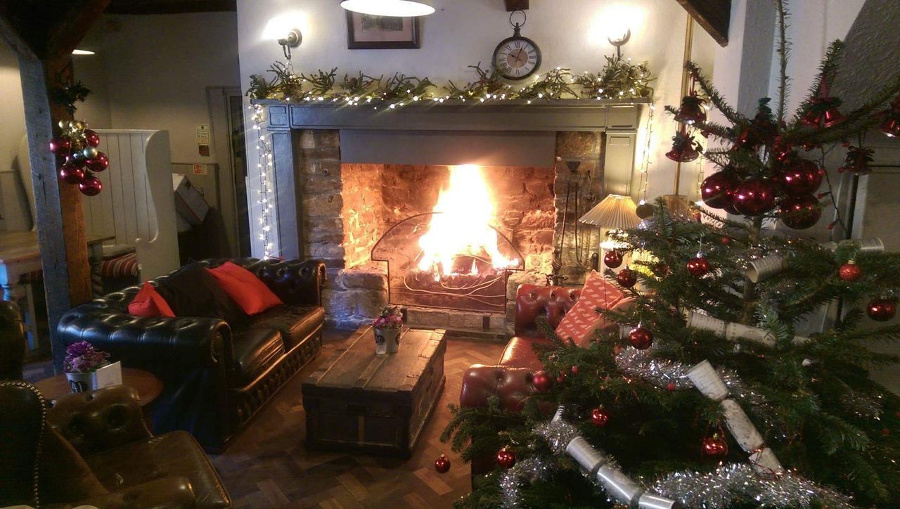אבוטסבורי The Ilchester Arms Hotel מראה חיצוני תמונה