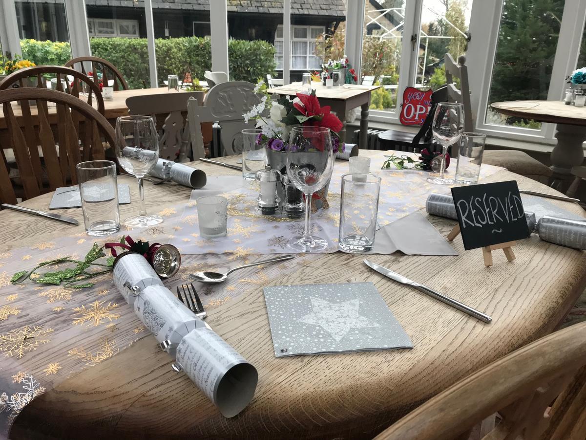 אבוטסבורי The Ilchester Arms Hotel מראה חיצוני תמונה
